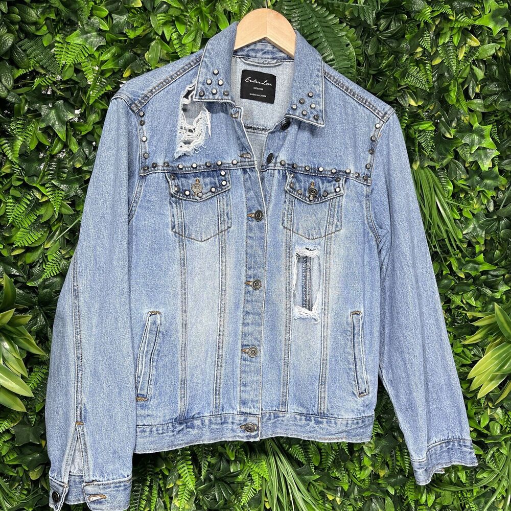 ENDLESS‎ LOVE Jacket Women Medium Blue Denim Studded Accent Jeans Trucker 2282